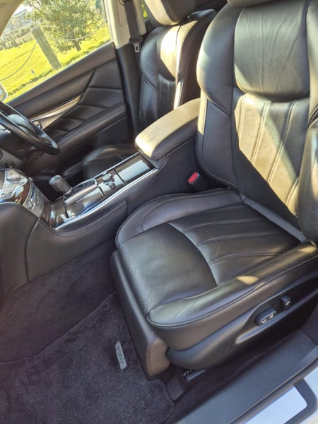 2011 Nissan Fuga62865831119619114