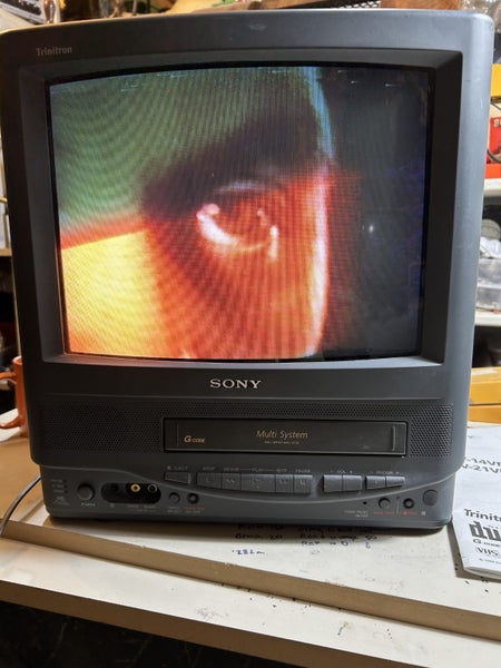 Sony Trinitron 14” TV Carousel 1