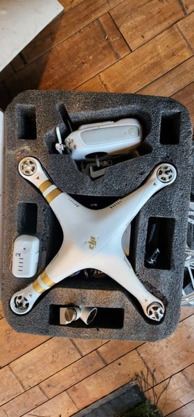 3 x DJI Phantom Pro drones Carousel 2