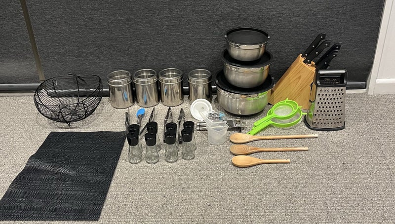 BULK KITCHEN UTENSILS - $1 NO RES! Carousel 1