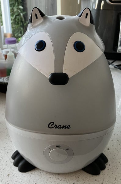 Crane dehumidifier and diffuser Carousel 1