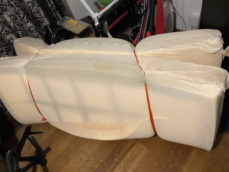 Free for removal superking foam mattress -old Carousel 1