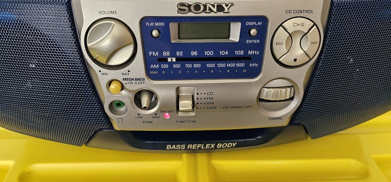 Awesome Blue Portable ## SONY ## CD /Cassette Player With AM/FM Radio Carousel 9