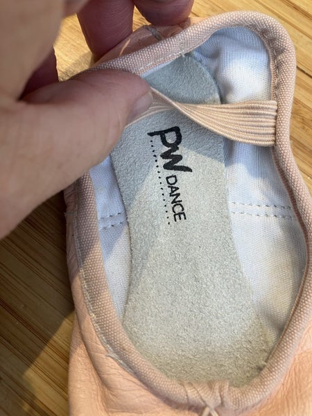 Ballet shoes Carousel 2