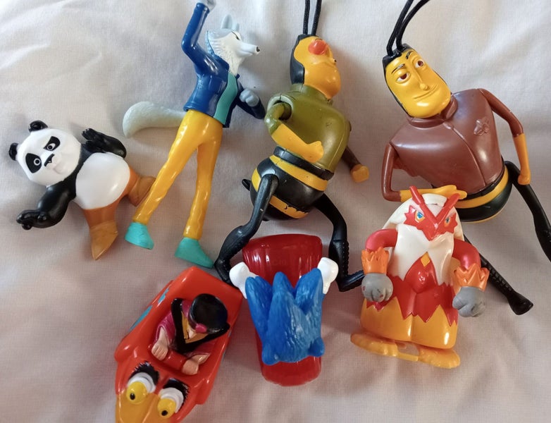 Bulk family movie characters pokemon Sonic Kung Fu Panda Jafar Sing Bee Movie Carousel 1