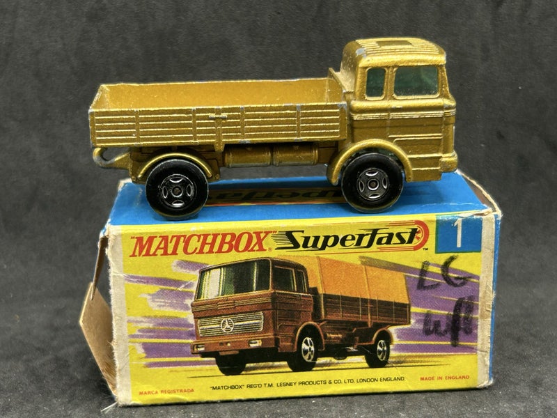 Matchbox MB1 Mercedes Truck w G Type Box Carousel 2