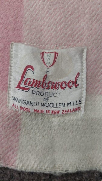 **$1 RESERVE WOOL BLANKET** Carousel 1