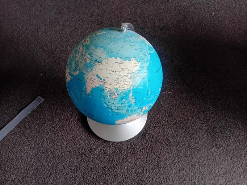 2 in 1 Earth and constellation globe Carousel 1