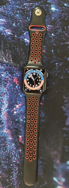 Apple Watch Series 6 44mm (GPS) Carousel 1