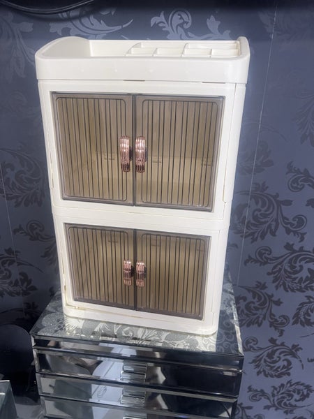 Makeup Storage- NEW Carousel 5