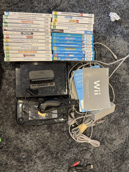 Wii u and Wii console package Carousel 1
