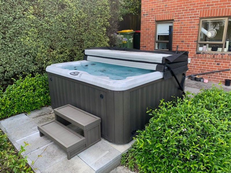 Amazing value!! Unwind in luxury Great Quality Jacuzzi J-23562866850960897111