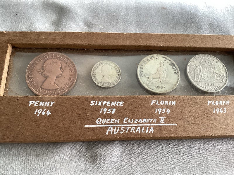 Australia 1964-1954 Carousel 1