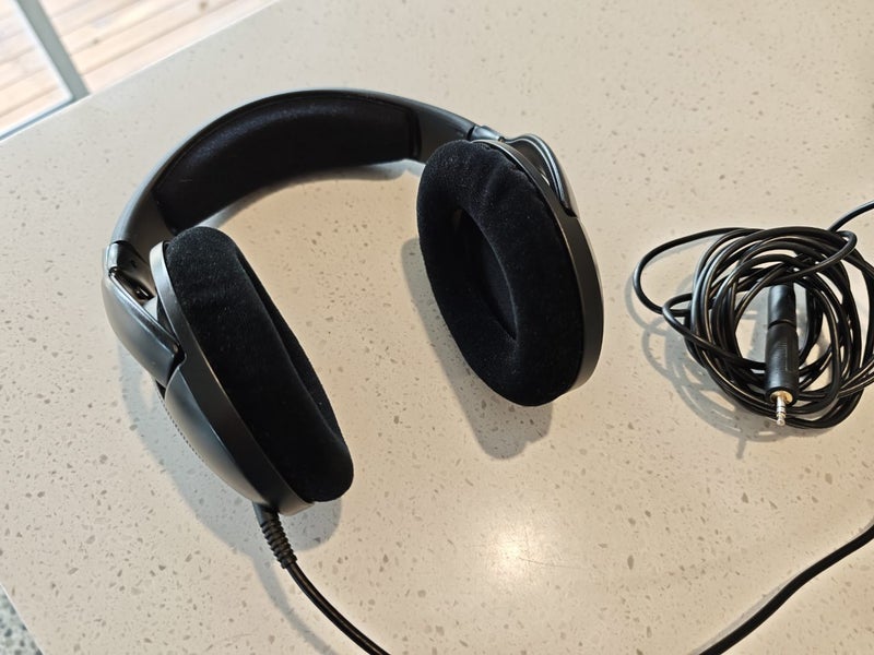 Sennheiser HD555 / HD595 Carousel 10