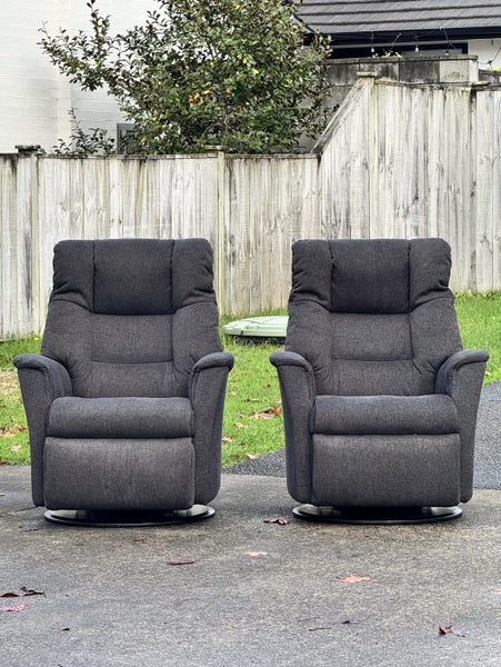 $1 RESERVE! BEAUTIFUL ‘VERONA’ IMG COMFORT MANUAL RELAXER RECLINER! Carousel 20