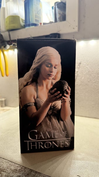 Funko Pop Daenerys Targaryen Figure Carousel 4