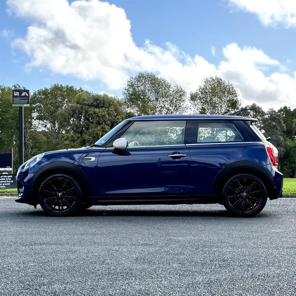 2015 MINI Hatch Cooper64141745652611112