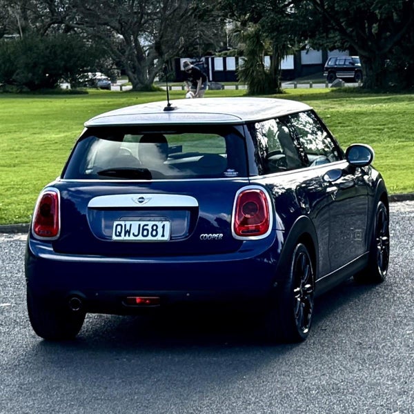 2015 MINI Hatch Cooper64141745652611113