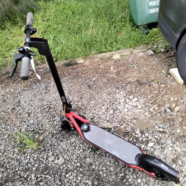 Ninebot segway e scooter. As is ref p35 Carousel 1