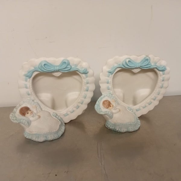 X2 baby frames Carousel 1