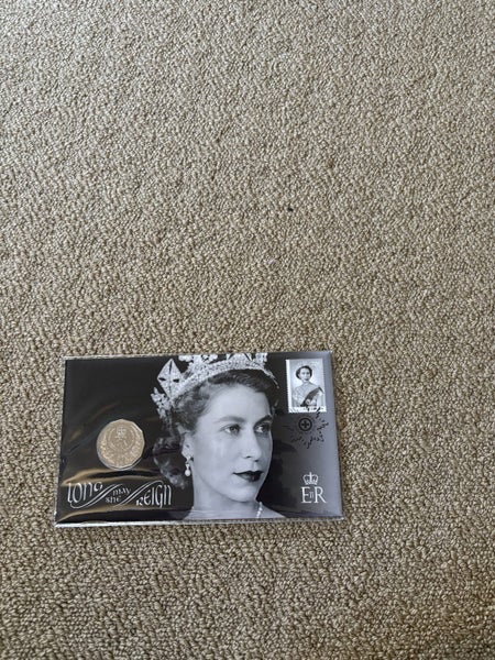 First day Cover Queen Elizabeth II Carousel 1
