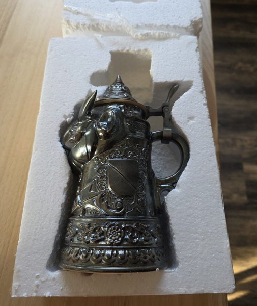 Fallout Fasnacht Bundle - Bethesda merchandise Carousel 1