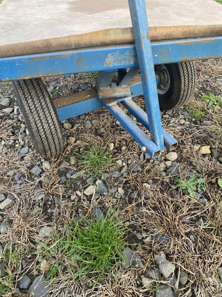 Trolley - metal frame $1 reserve Carousel 2