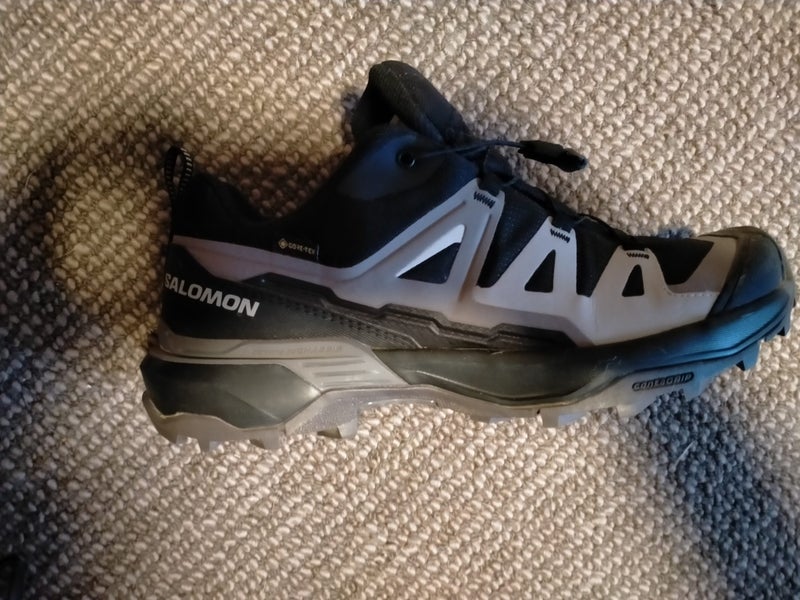 Salomon multi-sports shoe63617771253763114