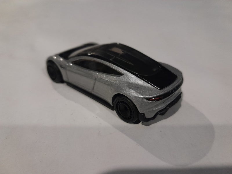 Tesla Roadster $1 Reserve Carousel 3