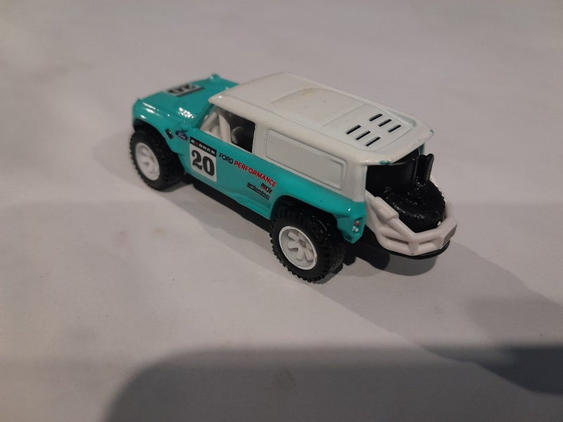 Ford Bronco R $1 Reserve Carousel 3