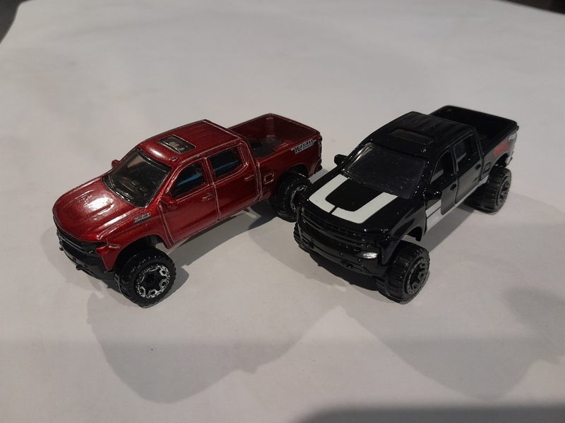 2019 Chevy Silverado Trail Boss LT x2 $1 Reserve Carousel 2