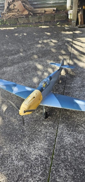 Durafly messerschmitt bf 109 1100mm Carousel 1