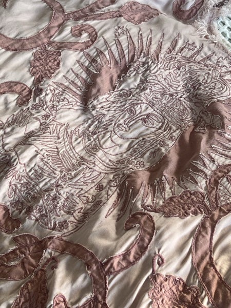 Magnolia Pearl Top Carousel 7
