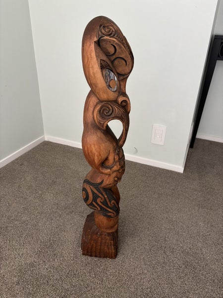 Maori Carving 1960s or 70s Carousel 2