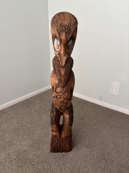 Maori Carving 1960s or 70s Carousel 1