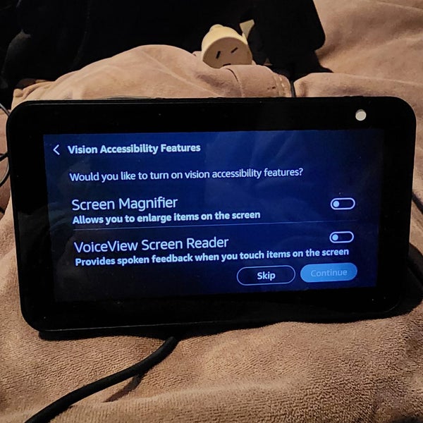 Amazon echo show Carousel 2