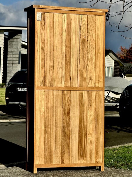 $1 RESERVE! ABSOLUTELY BEAUTIFUL ‘EARLY SETTER’ SOLID OAK GLASS CABINET! Carousel 20