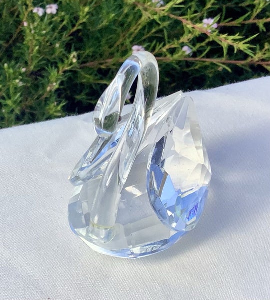 Lovely Crystal Swan62863238243329111
