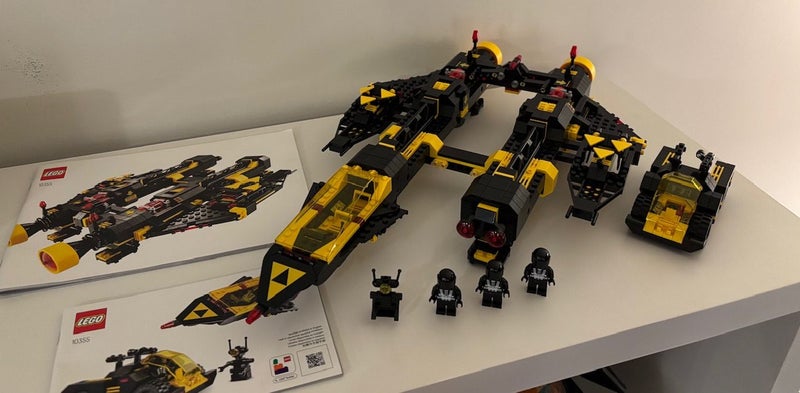 Lego Blacktron 40580 Cruiser and 10355 Renegade62865825141891111