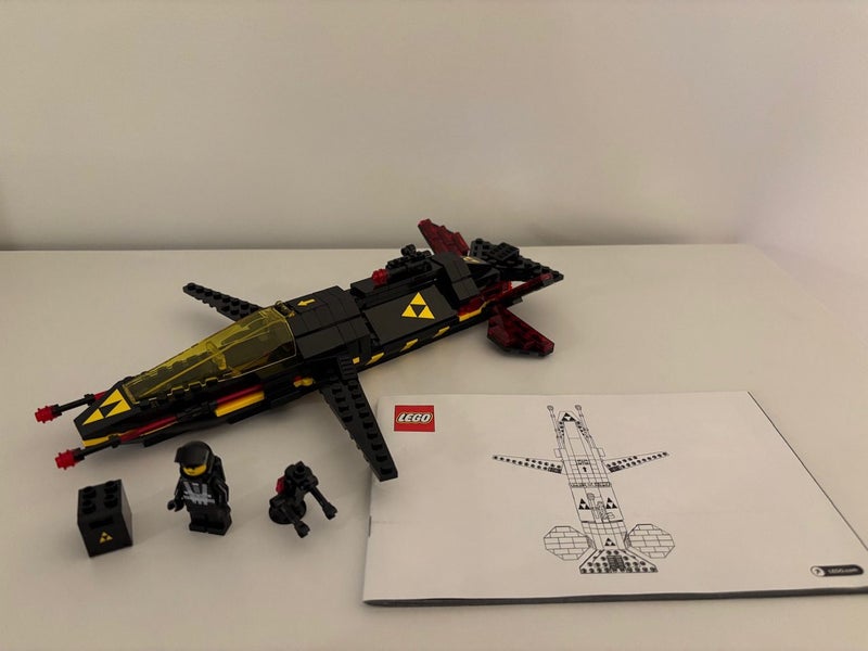 Lego Blacktron 40580 Cruiser and 10355 Renegade62865825141891114