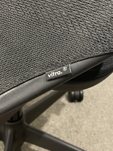 $1 reserve - Vitra ergonomic office/desk chair Carousel 2