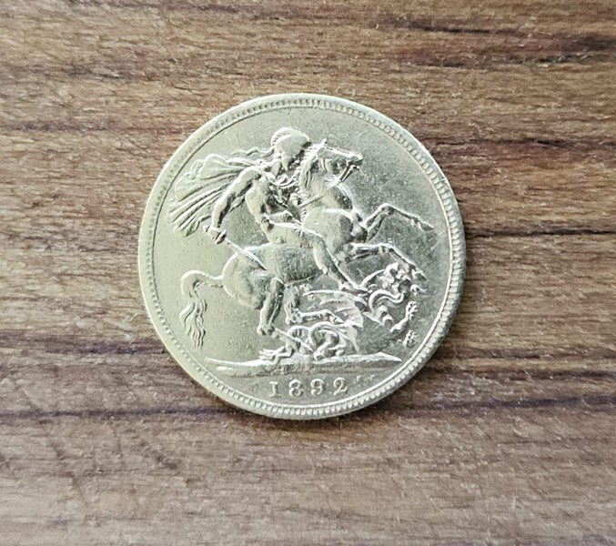 1892 British Gold Sovereign Carousel 1