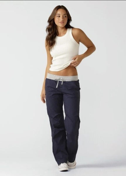 $1 Reserve Lorna Jane pants Carousel 1