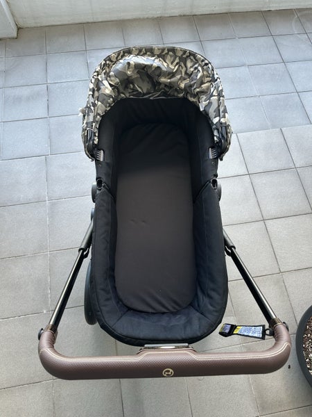 Cybex e-Priam Pram and bassinet (limited edition)62854320714755113