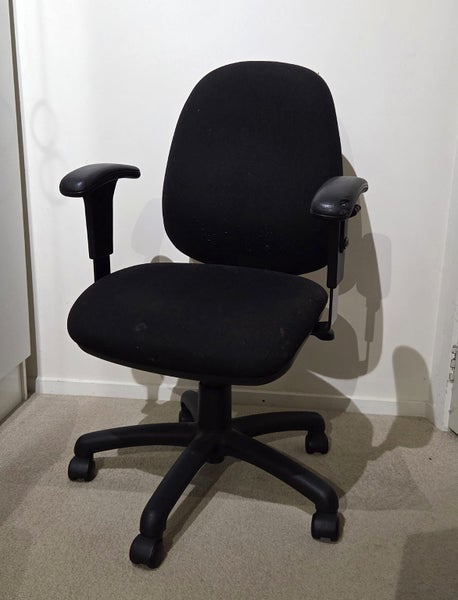 office chair Carousel 1