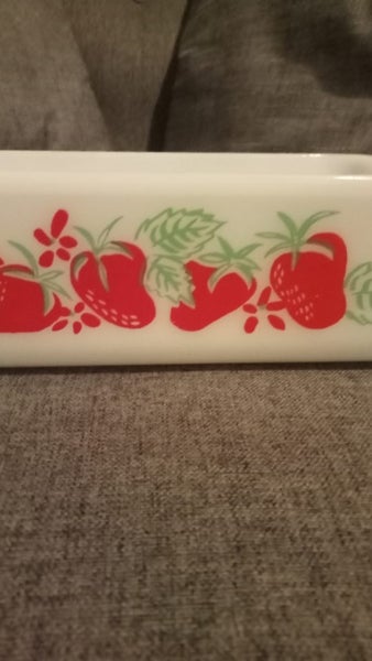 PYREX CASSEROLE DISH. Carousel 2