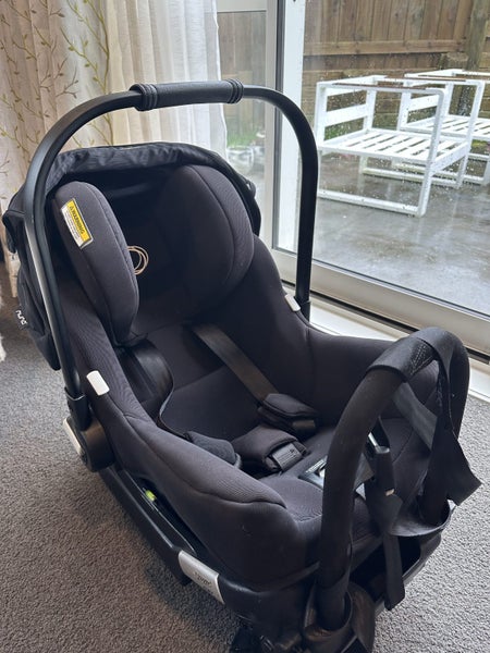 Bugaboo Turtle by Nuna baby capsule with Isofix base62863242577667113