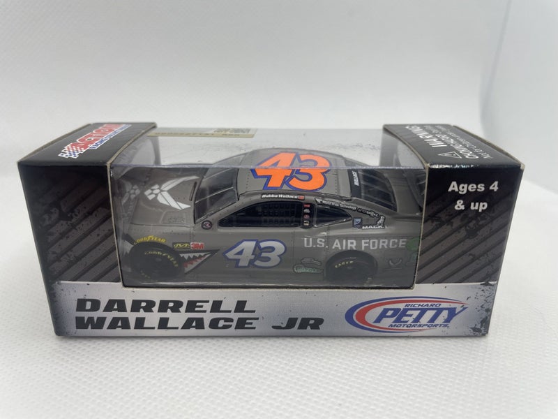 Bubba Wallace #43 Nascar 1:64 2019 Air Force Warthog Carousel 1