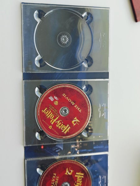 Harry Potter and the Chamber of Secrets (missing one disc) - DVD64618939466627112