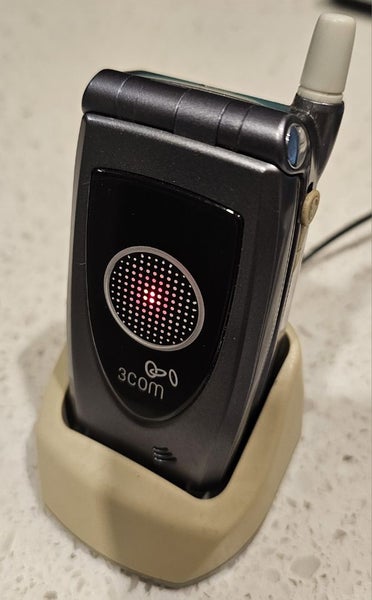 3com 3108 WiFi flip phone Carousel 1